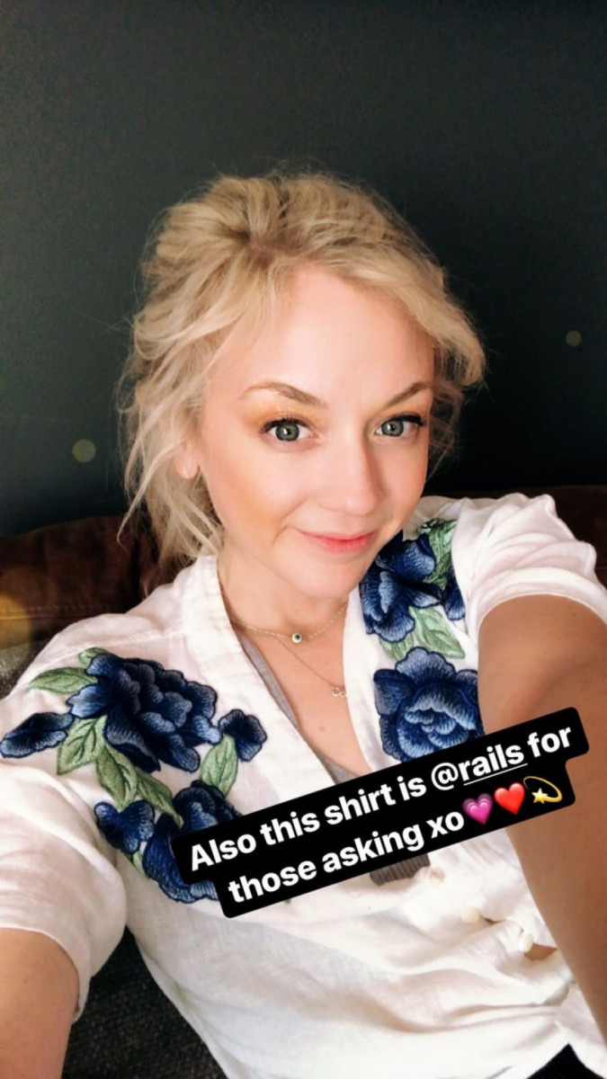 Emily Kinney: pic #1067239