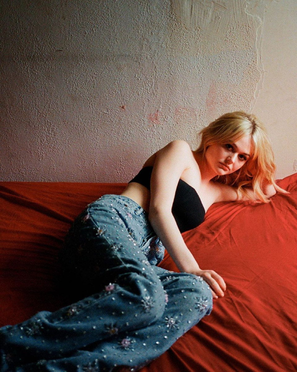 Emily Alyn Lind: pic #1259492