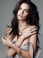 Emily Ratajkowski photo #