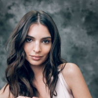 Emily Ratajkowski photo #