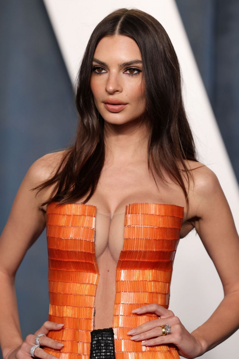 Emily Ratajkowski: pic #1344951