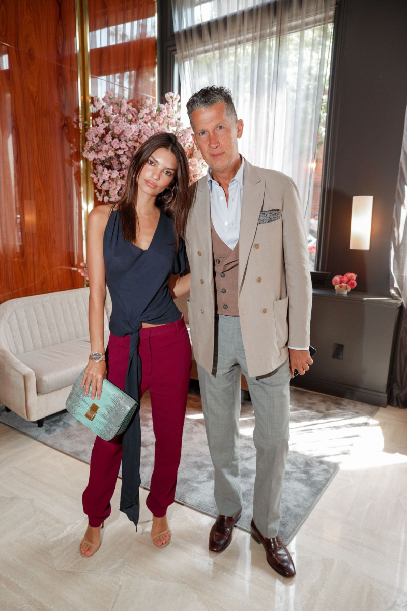 Emily Ratajkowski: pic #1069066