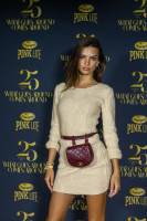 Emily Ratajkowski photo #