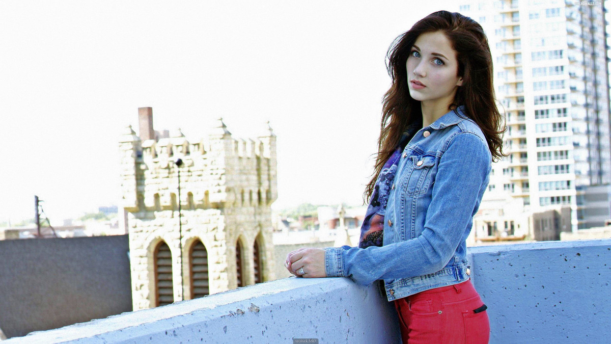 Emily Rudd        : pic #1261159