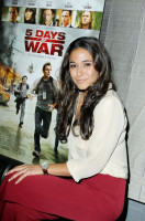 photo 24 in Emmanuelle Chriqui gallery [id398042] 2011-08-22