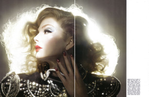 Eniko Mihalik photo #