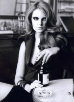 Eniko Mihalik photo #