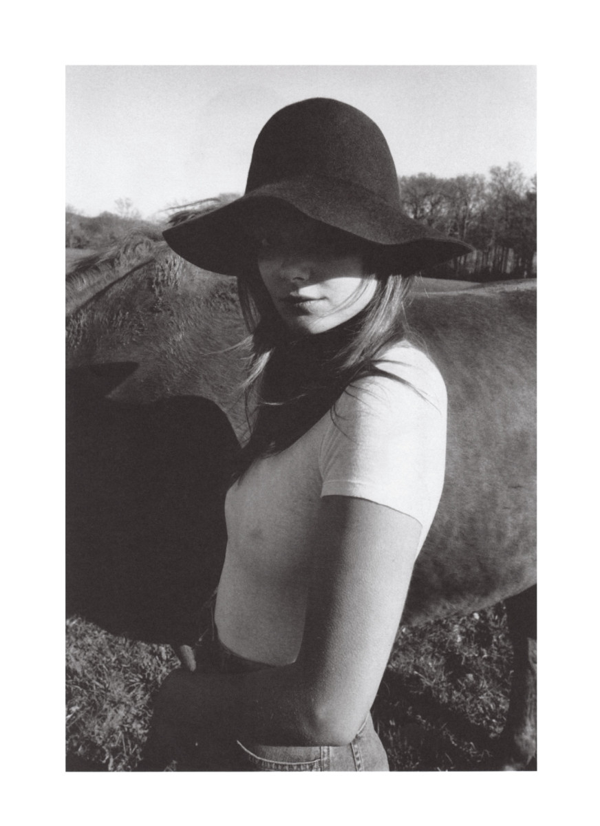 Eniko Mihalik: pic #295437