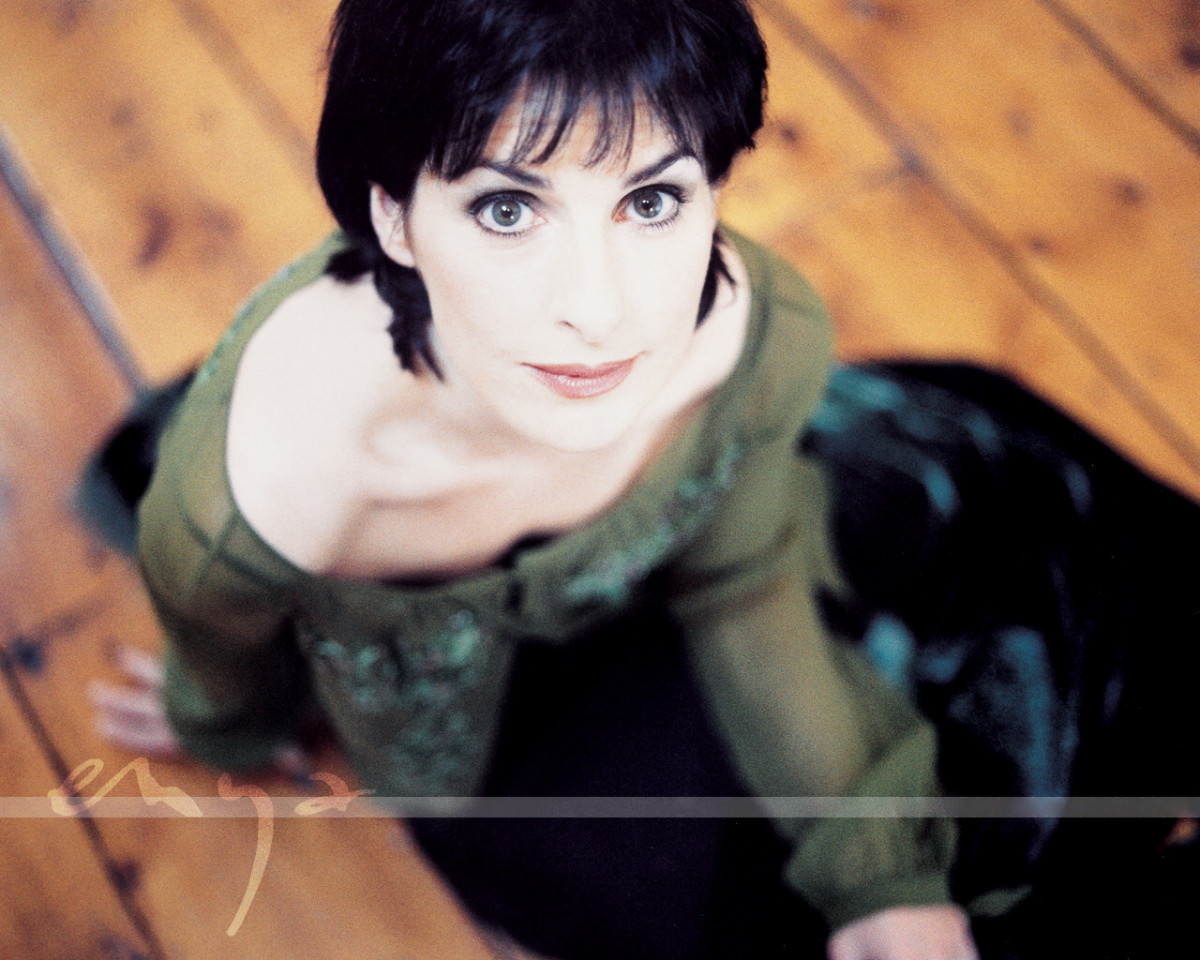 Enya: pic #112806