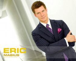 Eric Mabius photo #