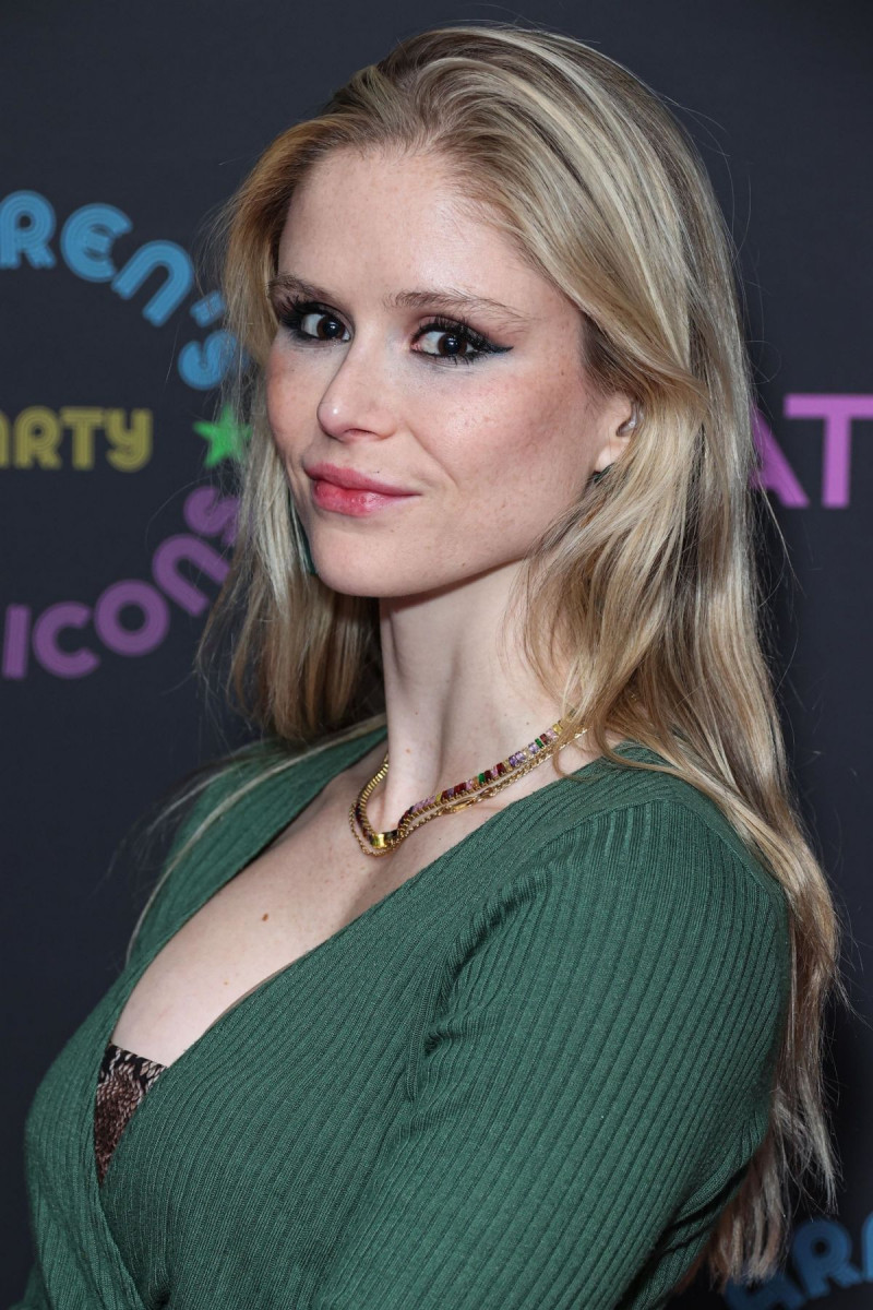 Erin Moriarty: pic #1337855