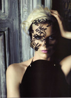 Eva Herzigova photo #