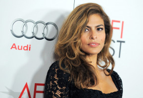 Eva Mendes photo #