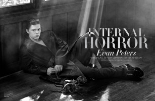 Evan Peters photo #