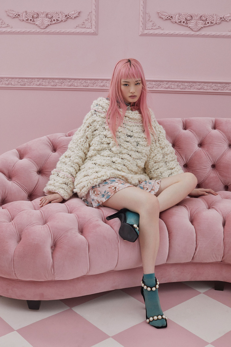 Fernanda Ly: pic #978342