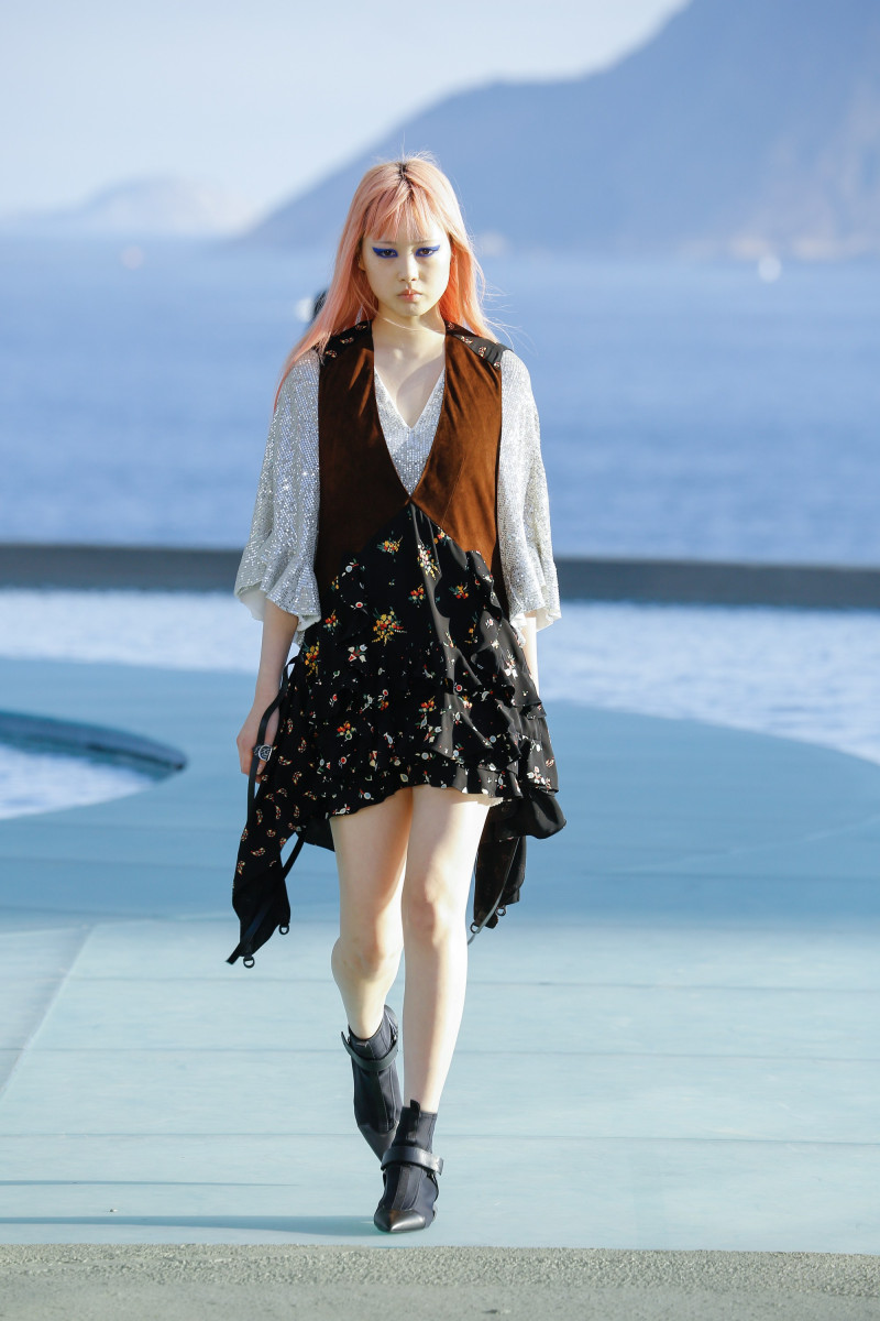 Fernanda Ly: pic #978345