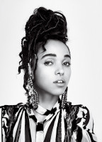 FKA Twigs photo #