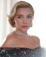 Florence Pugh photo #