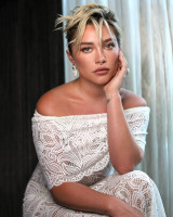 Florence Pugh photo #