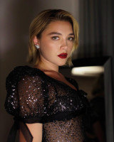 Florence Pugh photo #