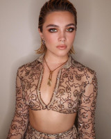 Florence Pugh photo #