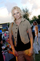 photo 12 in Franziska Knuppe gallery [id322462] 2011-01-04