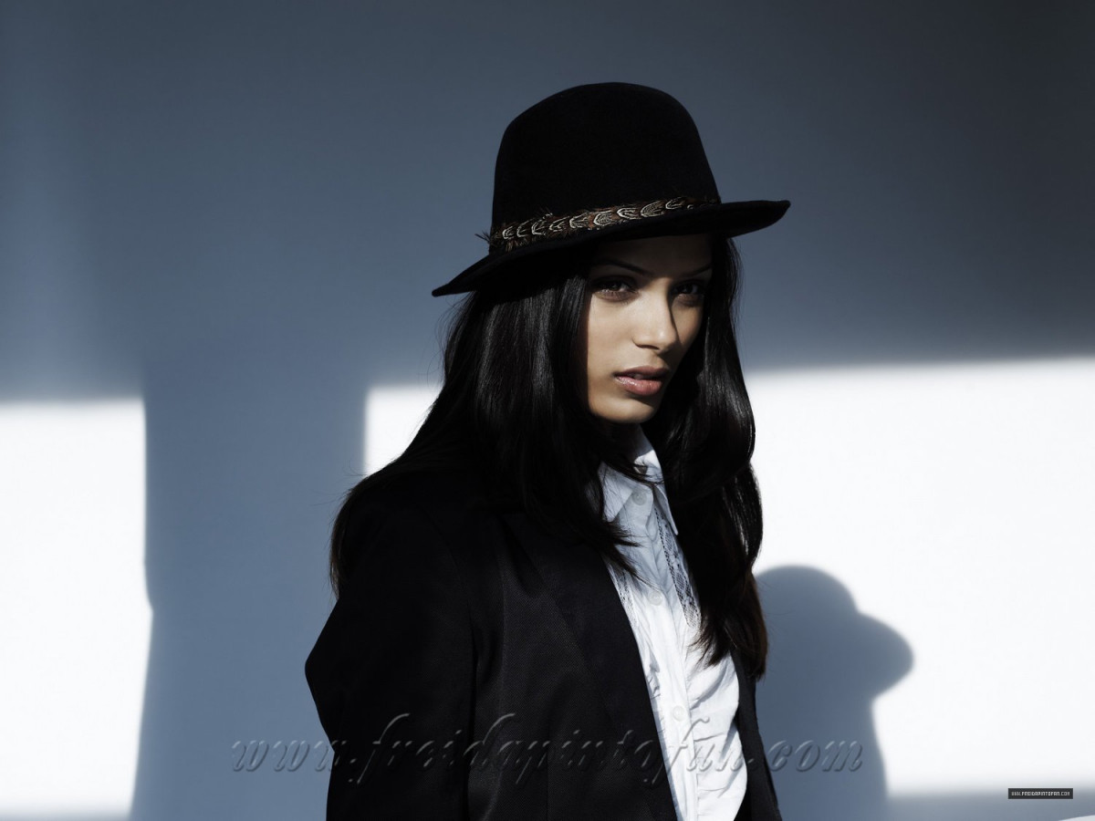 Freida Pinto: pic #193606