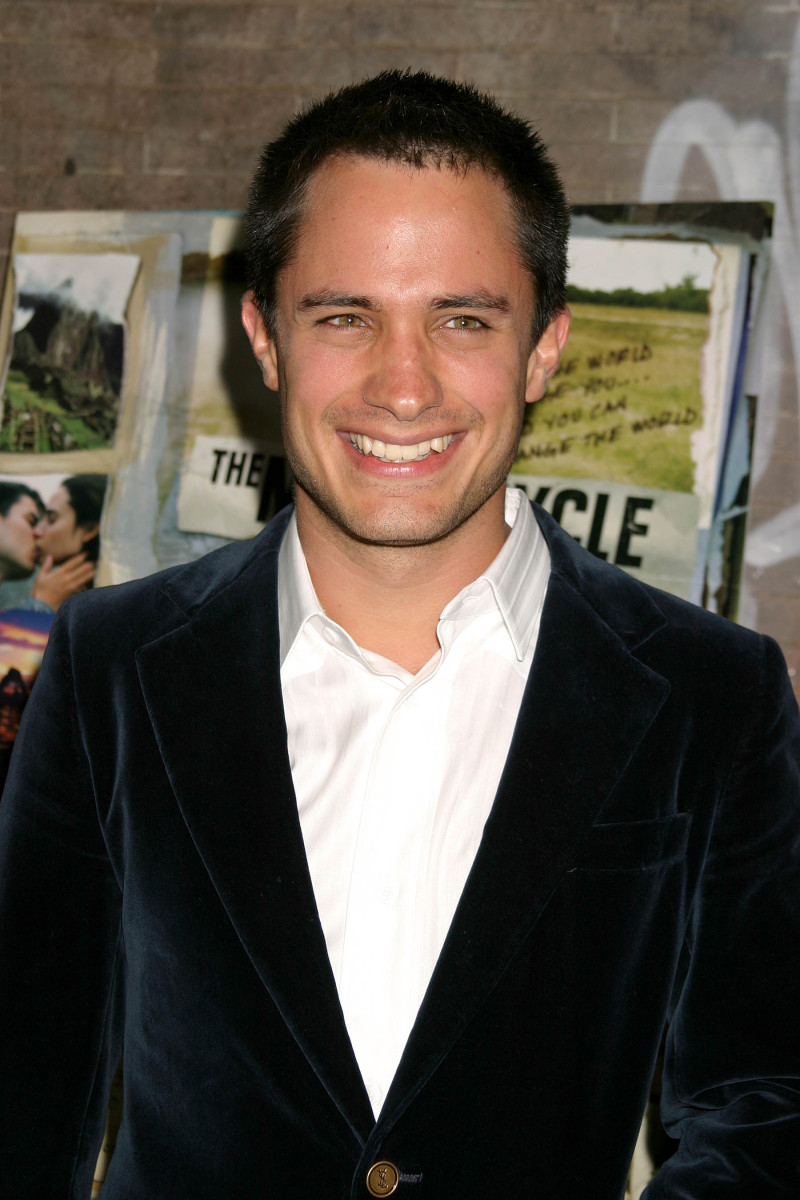 Gael Garcia Bernal: pic #47102