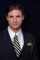 Gale Harold photo #