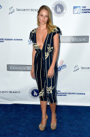 Genevieve Morton photo #