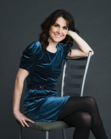 Gillian Kearney pic #1014636