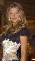 Gisele Bundchen photo #