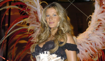 Gisele Bundchen photo #