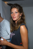 Gisele Bundchen photo #