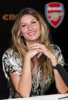 Gisele Bundchen photo #