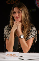 Gisele Bundchen photo #