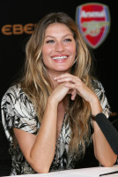 Gisele Bundchen photo #