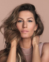 Gisele Bundchen photo #