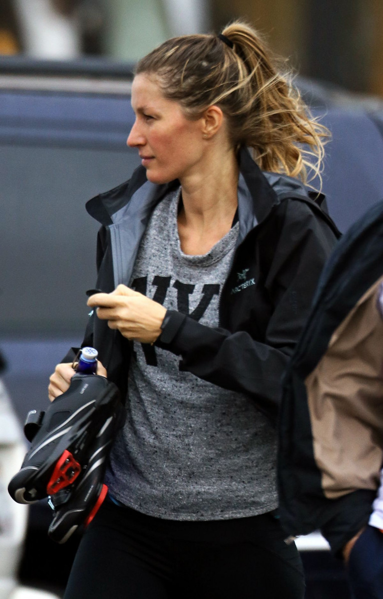 Gisele Bundchen: pic #737074