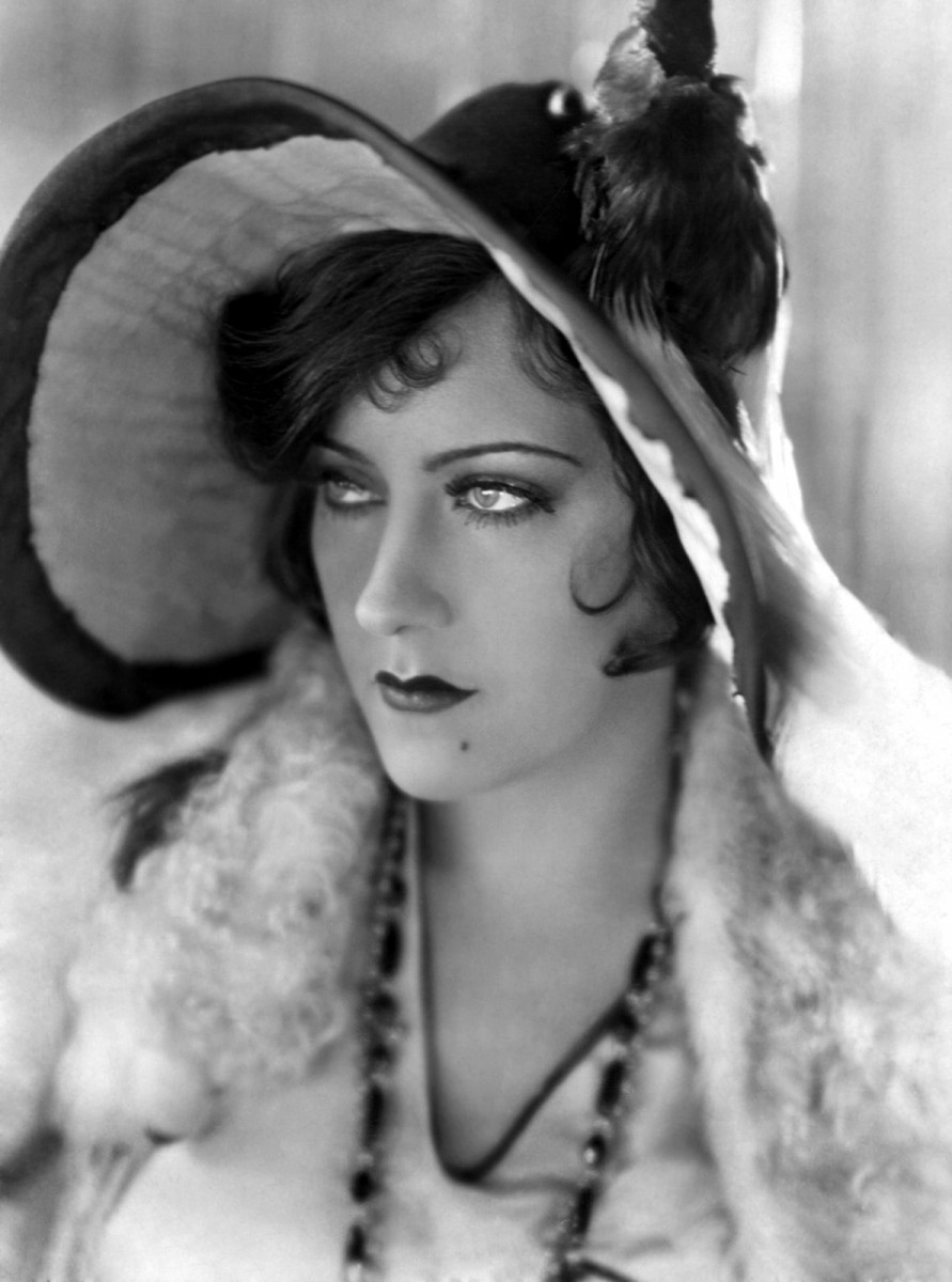 Gloria Swanson: pic #318986