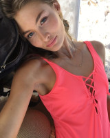 Grace Elizabeth photo #