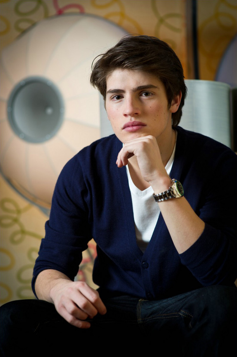 Gregg Sulkin: pic #565815