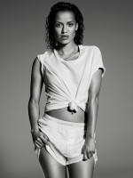 Gugu Mbatha-Raw photo #