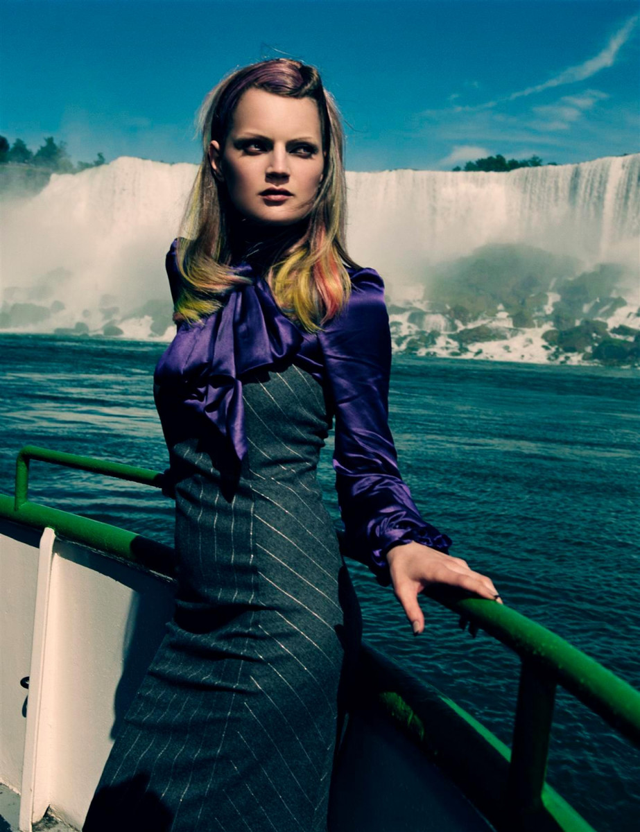 Guinevere van Seenus: pic #158517