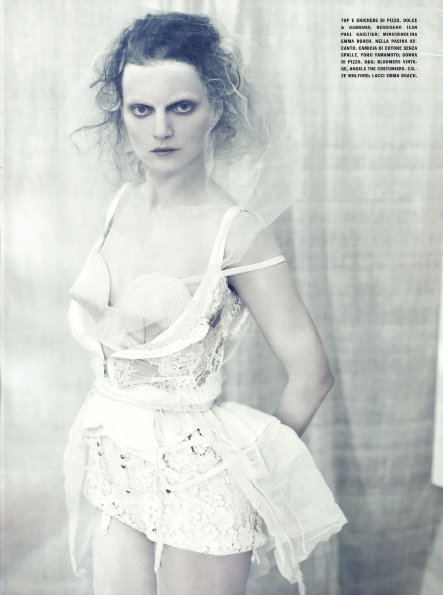 Guinevere van Seenus: pic #265020