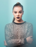 Hailee Steinfeld photo #