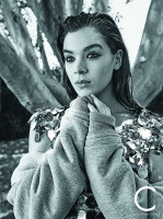 Hailee Steinfeld photo #