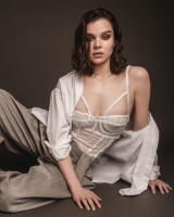 Hailee Steinfeld photo #