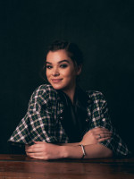 Hailee Steinfeld photo #