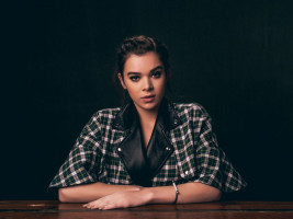 Hailee Steinfeld photo #